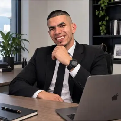 Jhorman Molina, Asesor de arrendamientos