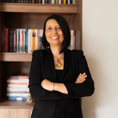 Magaly Sossa, Auxiliar de cartera