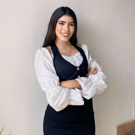 Xiomara Molina, Asesora inmobiliaria senior